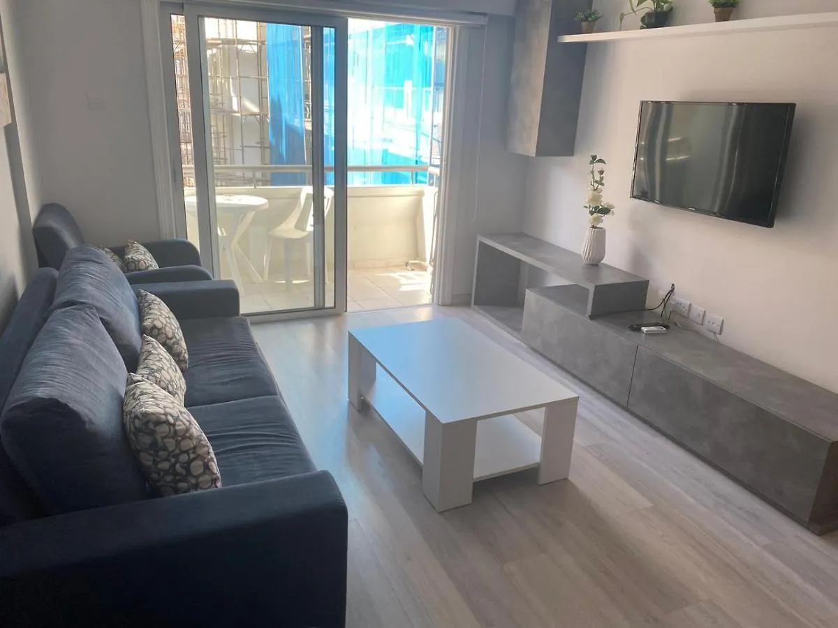 Paradise Promenade Apartment, 2Min Distance From Larnaca Marina 0*,  Cypr
